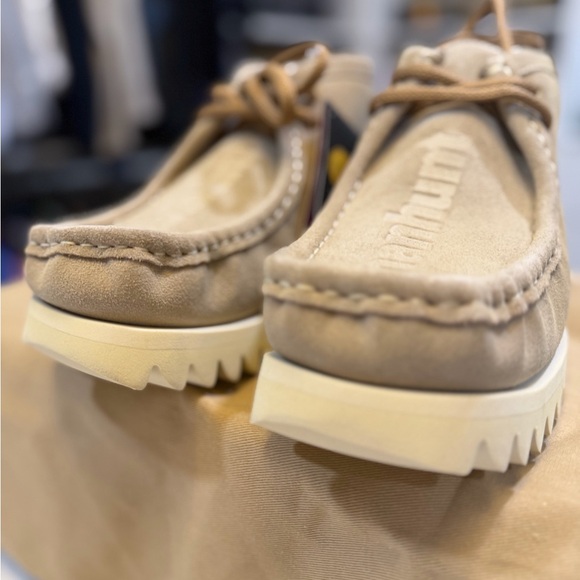 A Bathing Ape Manhunt M2 Boots suede neutral